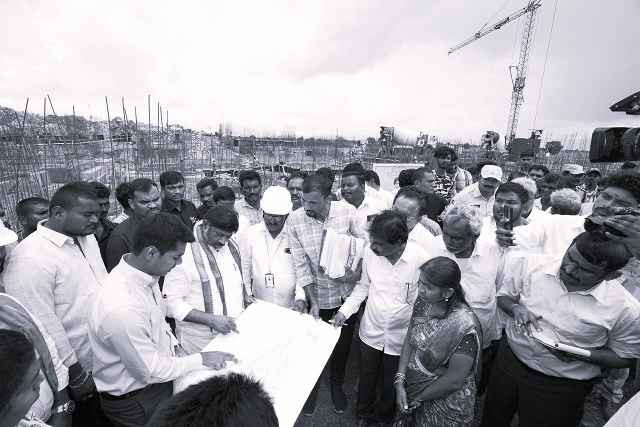 Minister reviews ₹200 cr residential school in Madhira