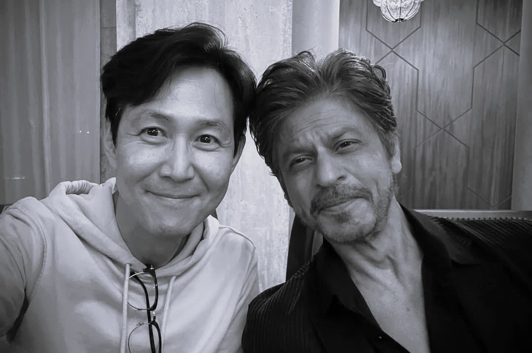 Cultural crossover: South Korean actor snaps with Bollywood superstar