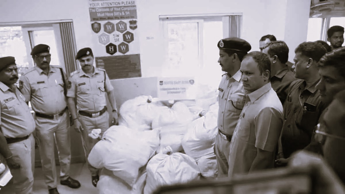 Hyd police bust interstate ganja racket, seize 908 kg of drugs