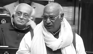 Kharge slams govt as rupee hits record low, says ‘Reality of economy exposed’