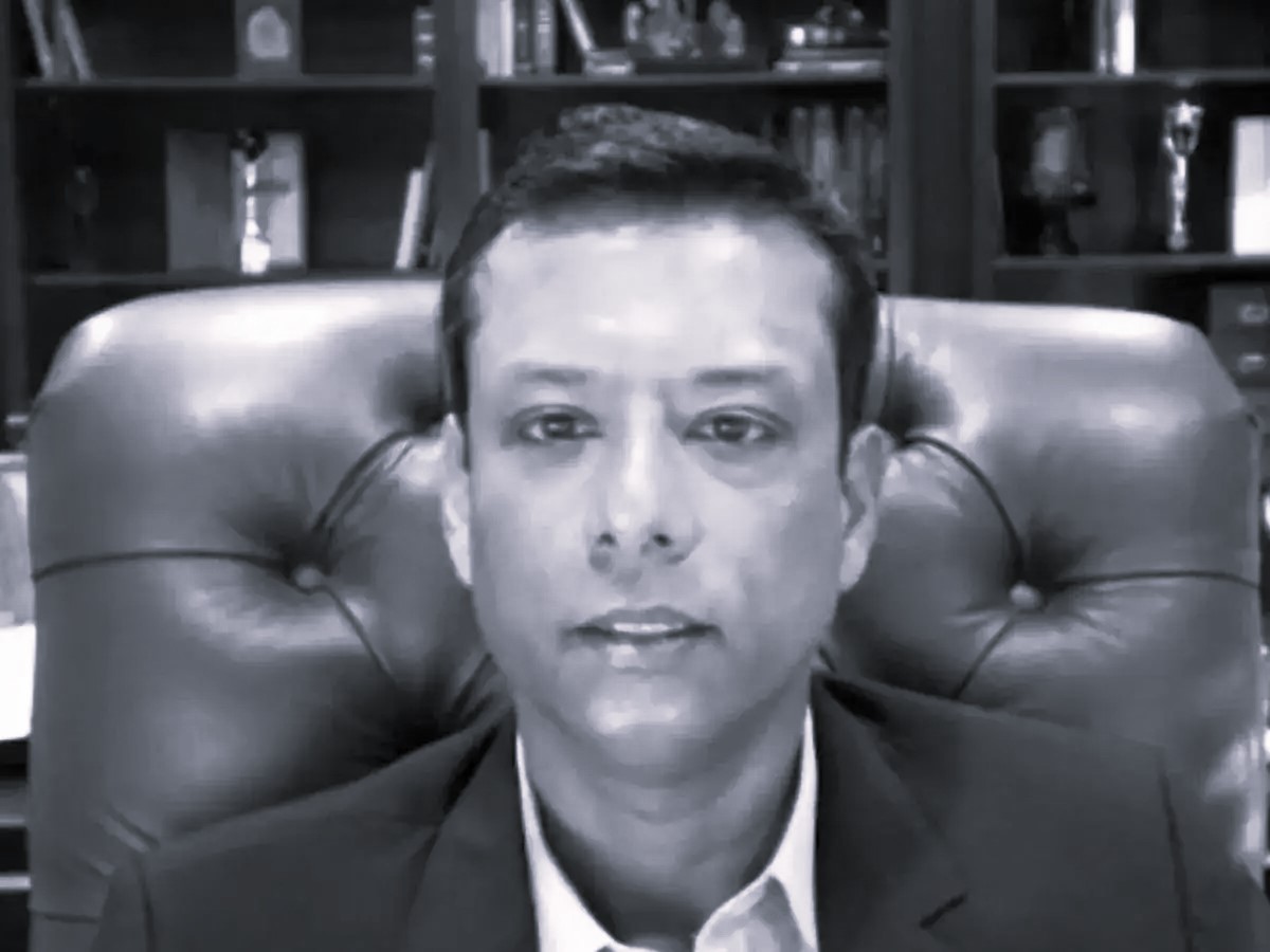 షేక్ హసీనా కుమారుడిపై బంగ్లాదేశ్ ట్రైబ్యునల్ అరెస్ట్ వారెంట్ జారీ