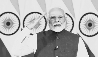 భారత నౌకాదళం అసమాన ధైర్యసాహసాలకు ప్రతీక: ప్రధాని మోడీ