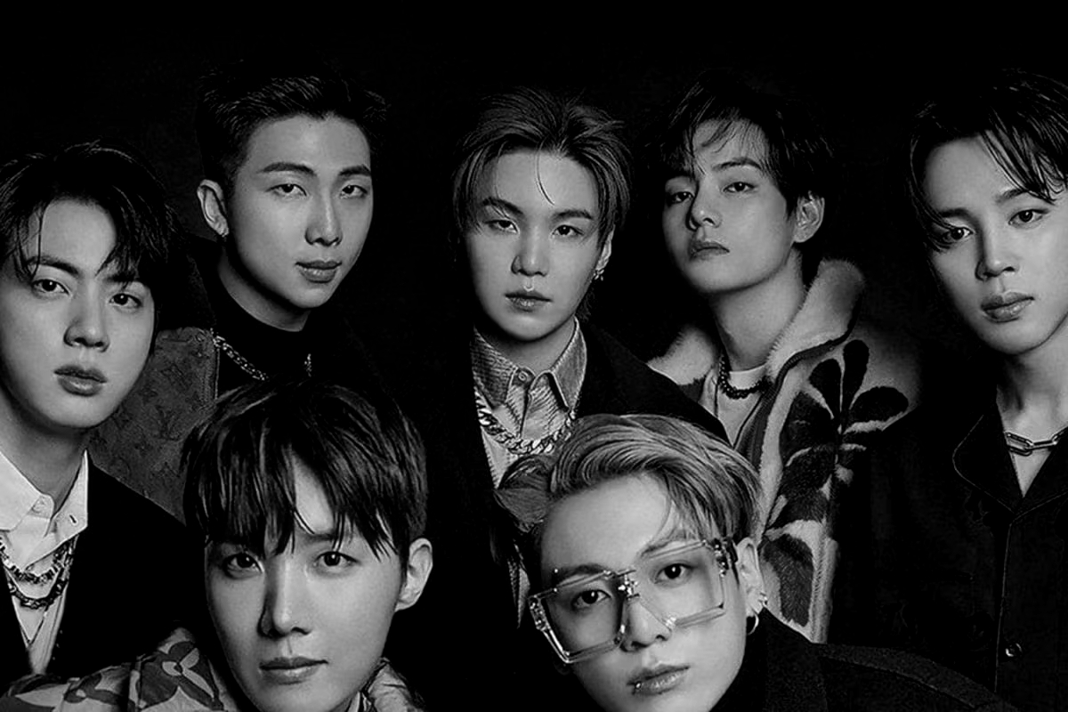 BTS is back? Handwritten gifts hint at 2026 comeback!