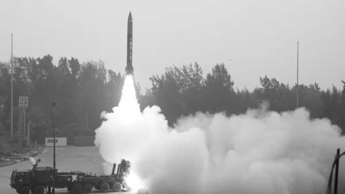 India’s DRDO successfully test-fires two Pralay missiles in salvo launch