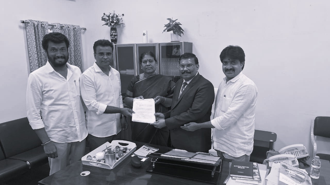 సీఎం రేవంత్ రెడ్డిపై అసెంబ్లీ సెక్రటరీకి బీఆర్ఎస్ ఎమ్మెల్యేల ఫిర్యాదు
