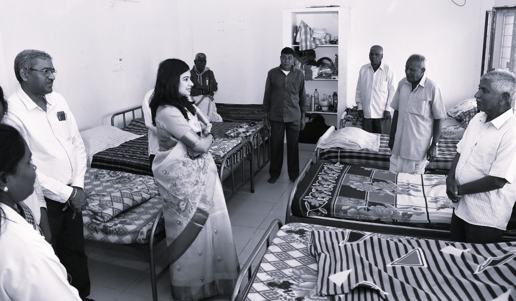 వృద్ధులకు ‘వేములవాడ’ దర్శనం: కలెక్టర్ ఆదేశం