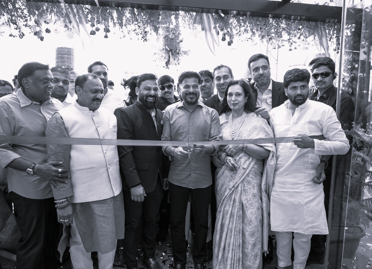 ఏఐ టెక్నాలజీతో కూడిన 'ఓడియన్ మాల్'ను ప్రారంభించిన సీఎం రేవంత్ రెడ్డి