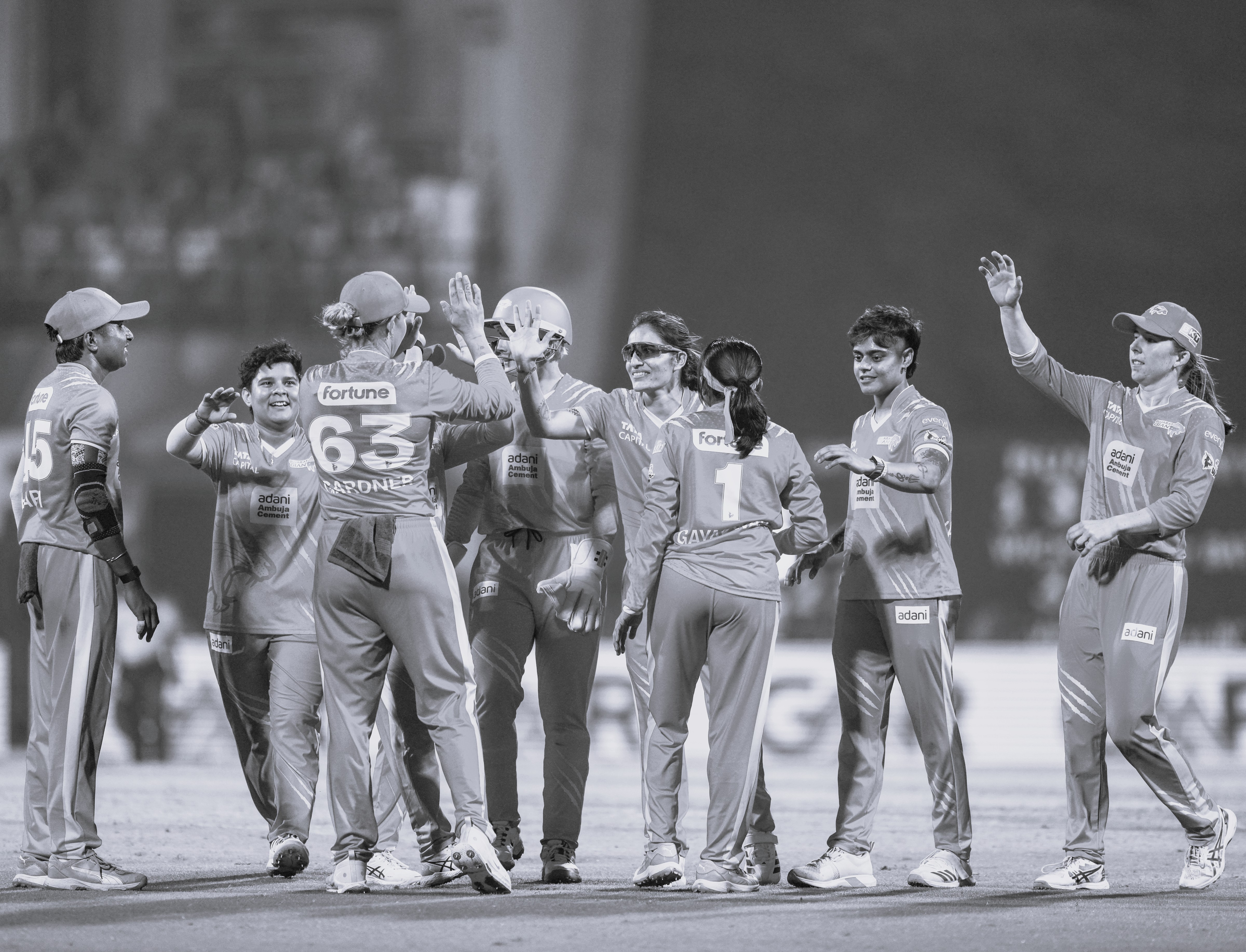 Devine’s all-round heroics sink Delhi as Gujarat Giants win thriller