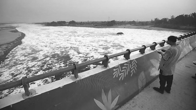 Yamuna’s toxic froth returns, highlighting failures in pollution control