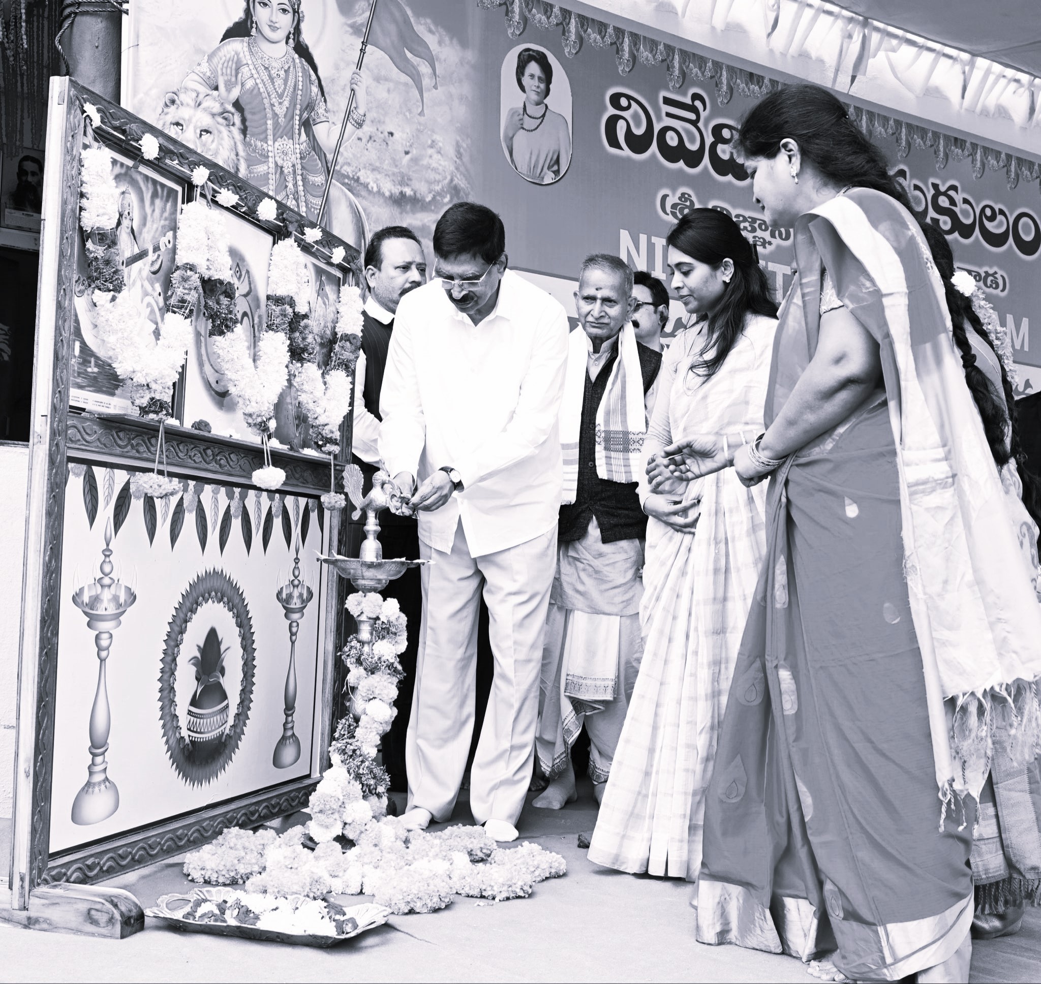 బాలికల విద్యతోనే దేశ ప్రగతి: ఒడిశా గవర్నర్ కంభంపాటి హరిబాబు