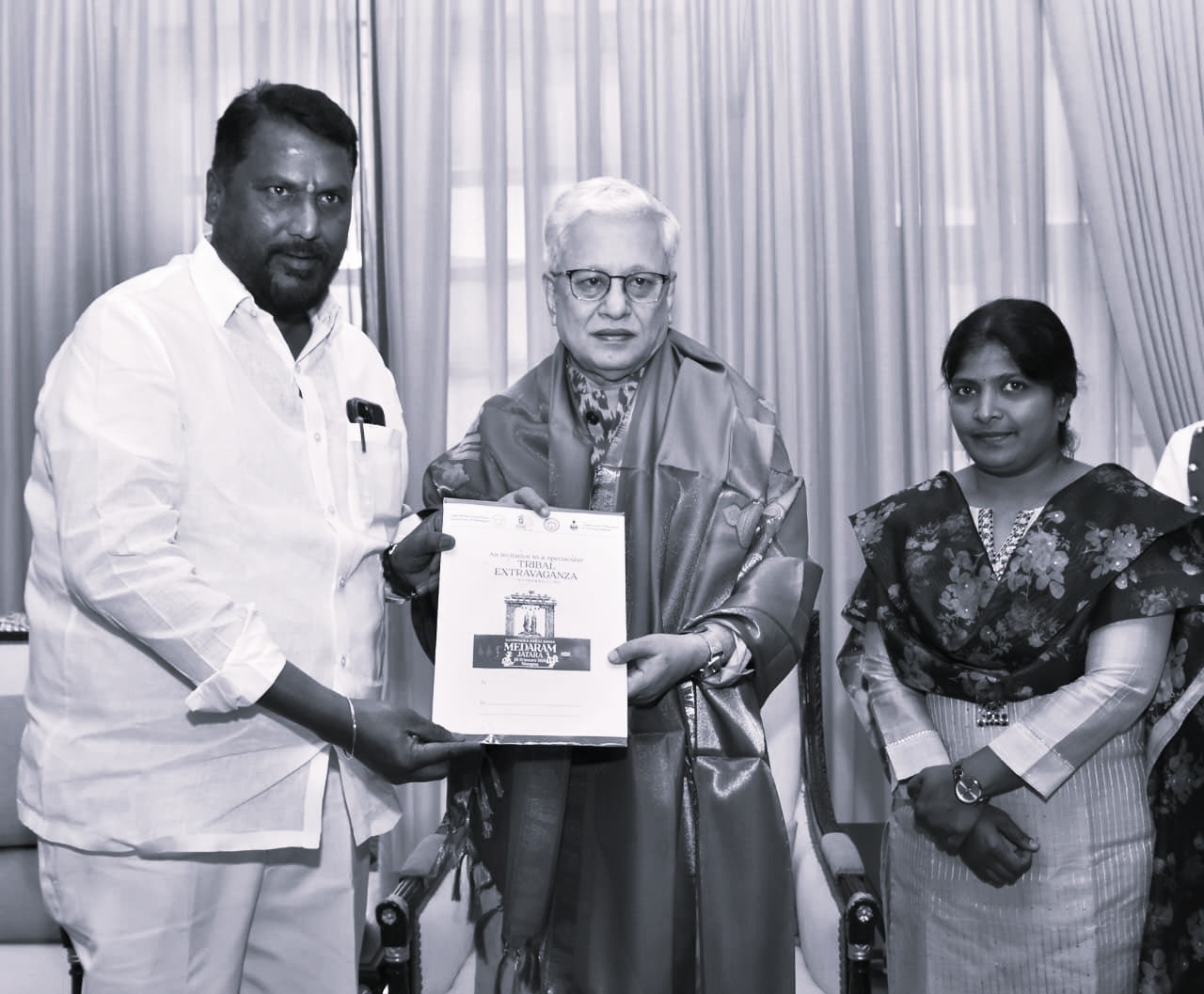 గవర్నర్ను మేడారం జాతరకు ఆహ్వానించిన మంత్రి అడ్లూరి లక్ష్మణ్ కుమార్