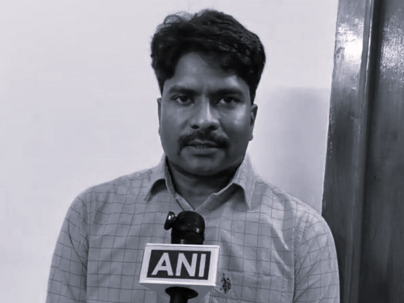 Caught in the Act: Revenue Officer Takes ₹3 Lakh Bribe