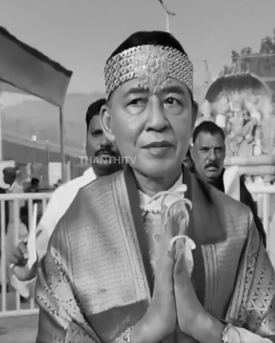 Former Indonesian president Joko Widodo offers prayers at Tirumala temple