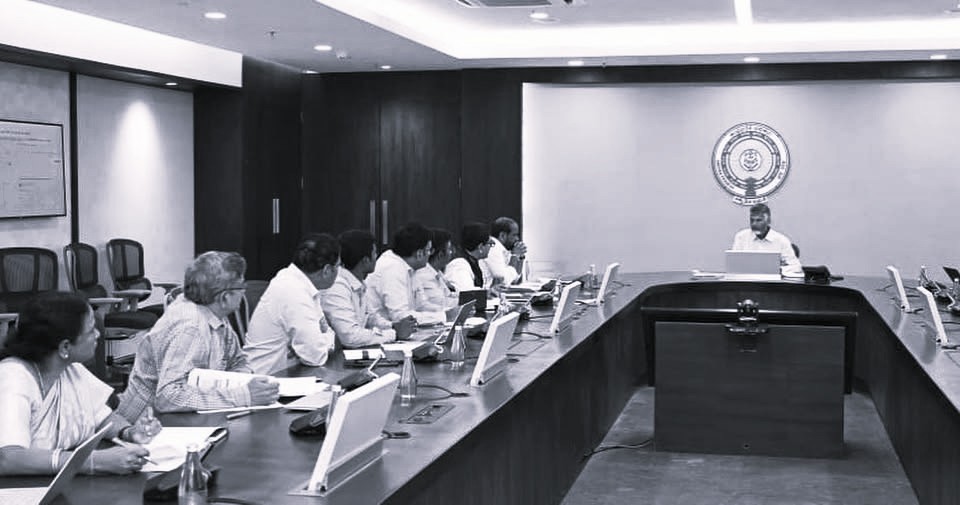 రాష్ట్రవ్యాప్తంగా 'సంజీవని' ఆరోగ్య పథకం అమలుకు సీఎం ఆదేశం