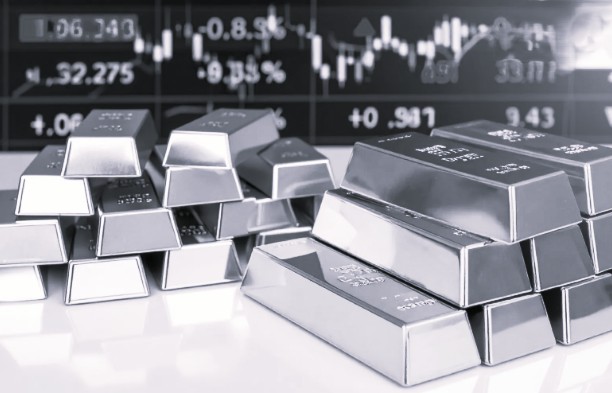 Silver Imports Jump 129% as Gold Prices Raise India’s Import Bill