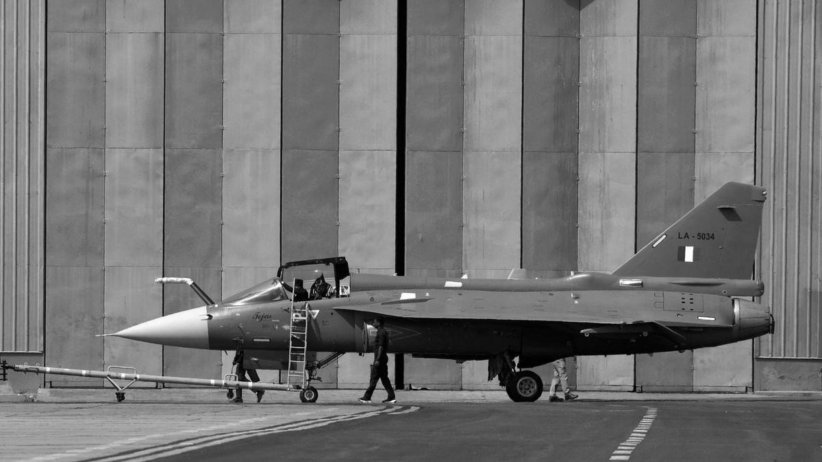 Third Tejas Jet Damaged on Landing Earlier This Month, Entire Tejas Fleet Grounded