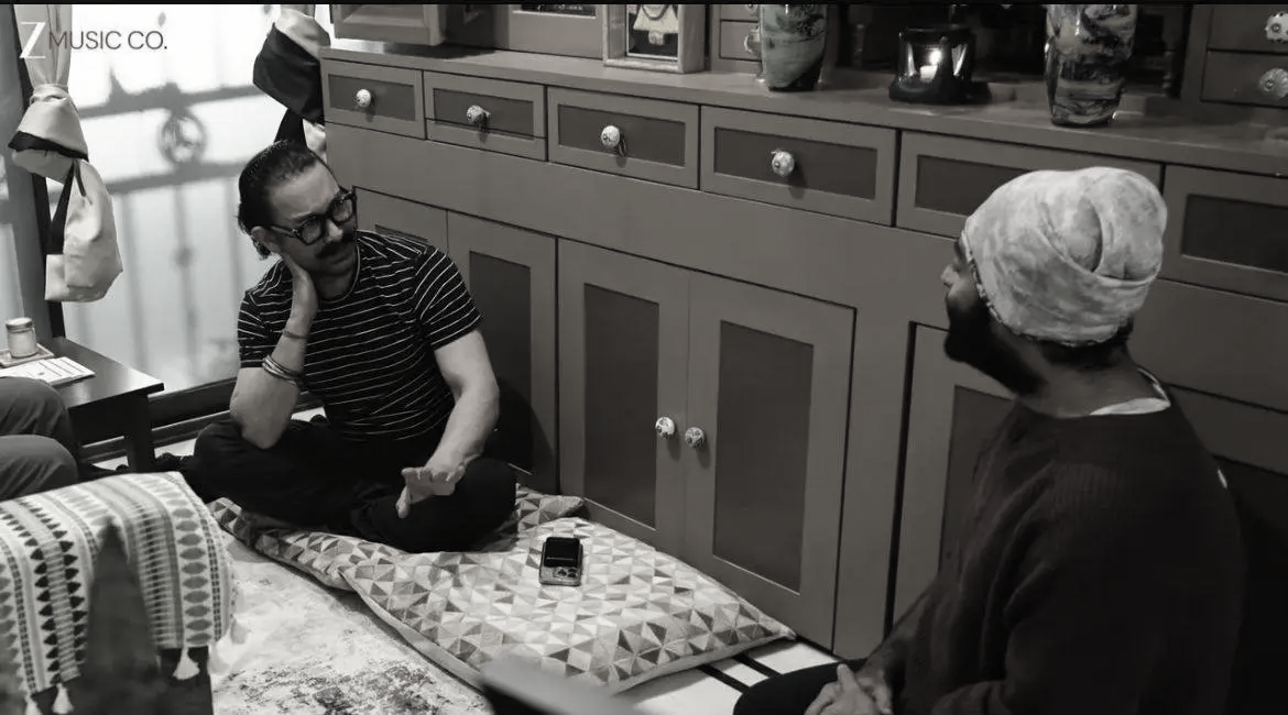 Aamir Khan visits Arijit Singh’s home to record Ek Din title track