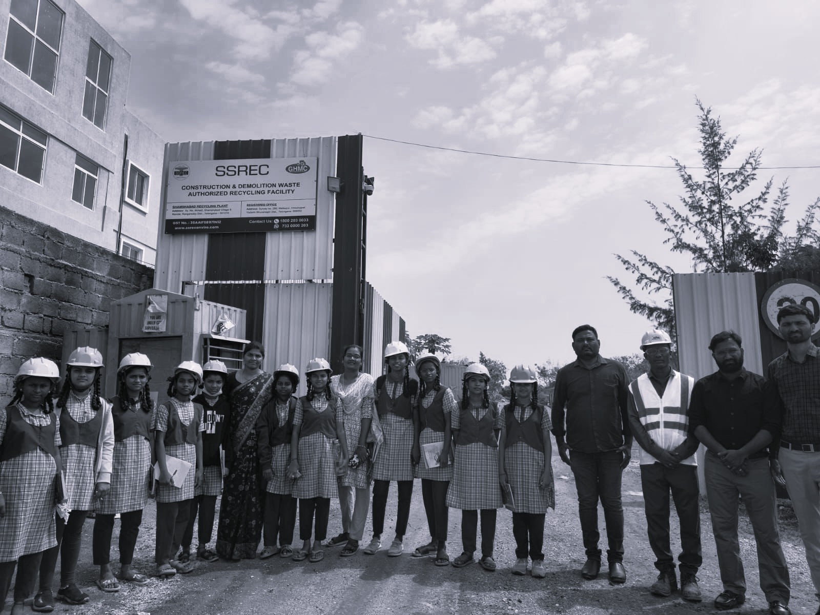 Shamsabad Recycling Facility Inspires Students on Environmental Responsibility