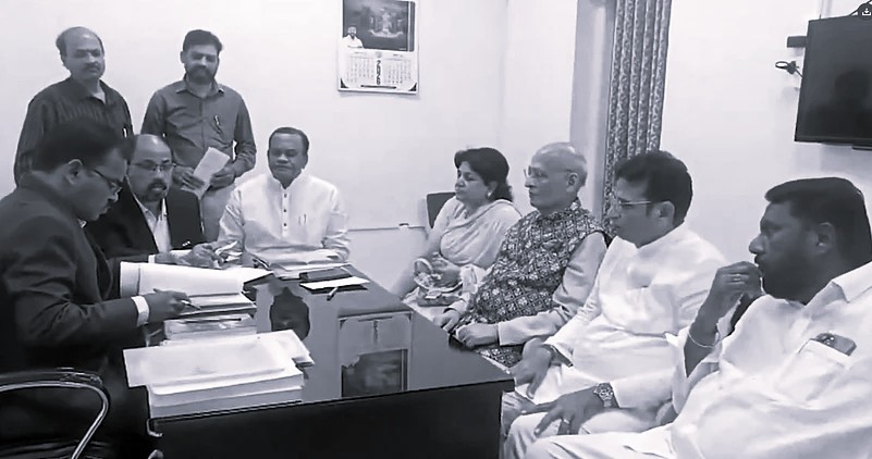 రాజ్యసభకు కాంగ్రెస్ అభ్యర్థులుగా అభిషేక్ సింఘ్వి, వేం నరేందర్ రెడ్డి