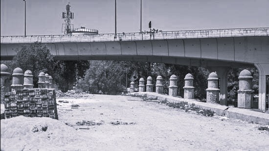 400-Year-Old Barapullah Bridge Restored Amid Urban Sprawl