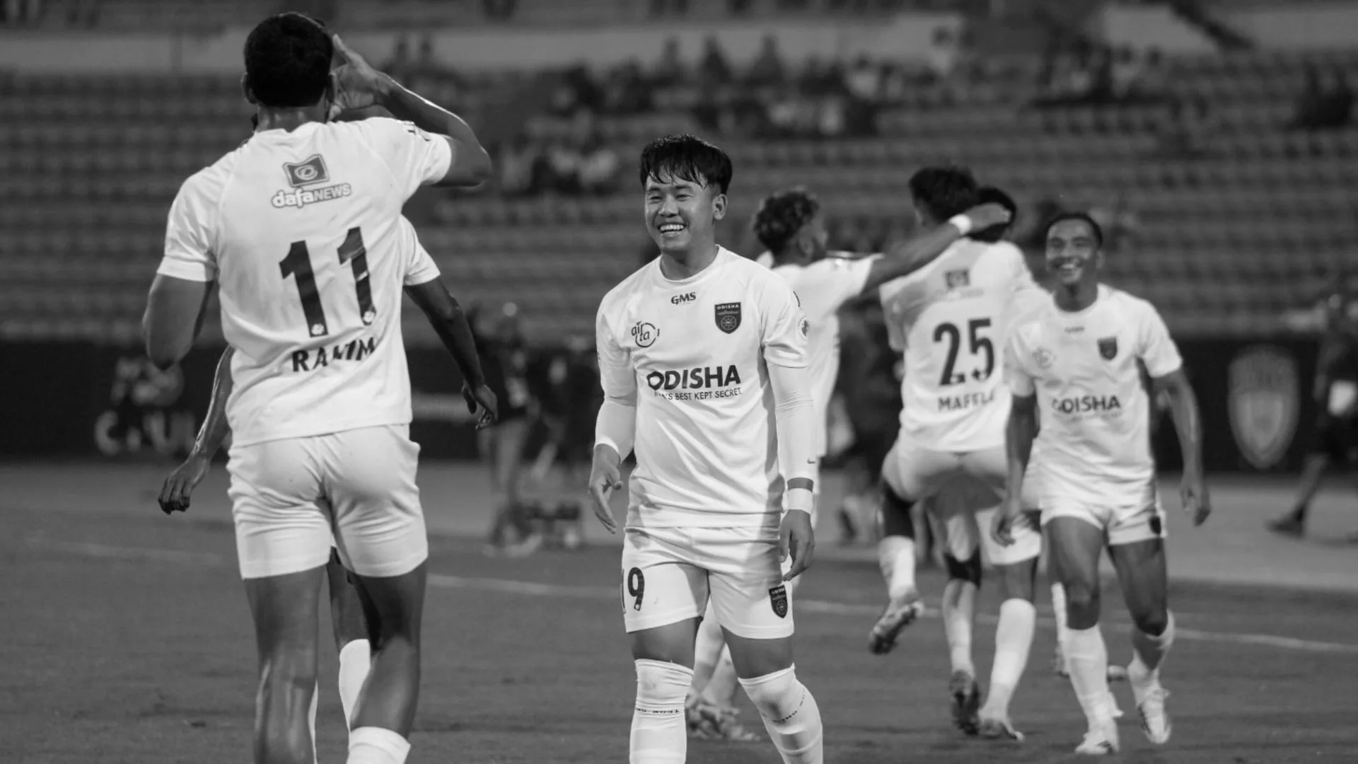 Mumbai City upsets Mohun Bagan, Odisha crushes NorthEast United in ISL