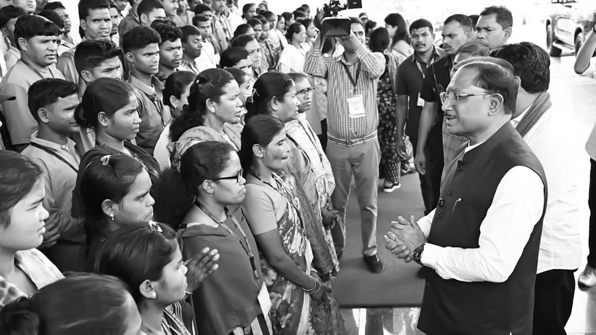 From jungle shadows to legislature: 140 ex-Maoists visit Chhattisgarh Assembly, meet CM