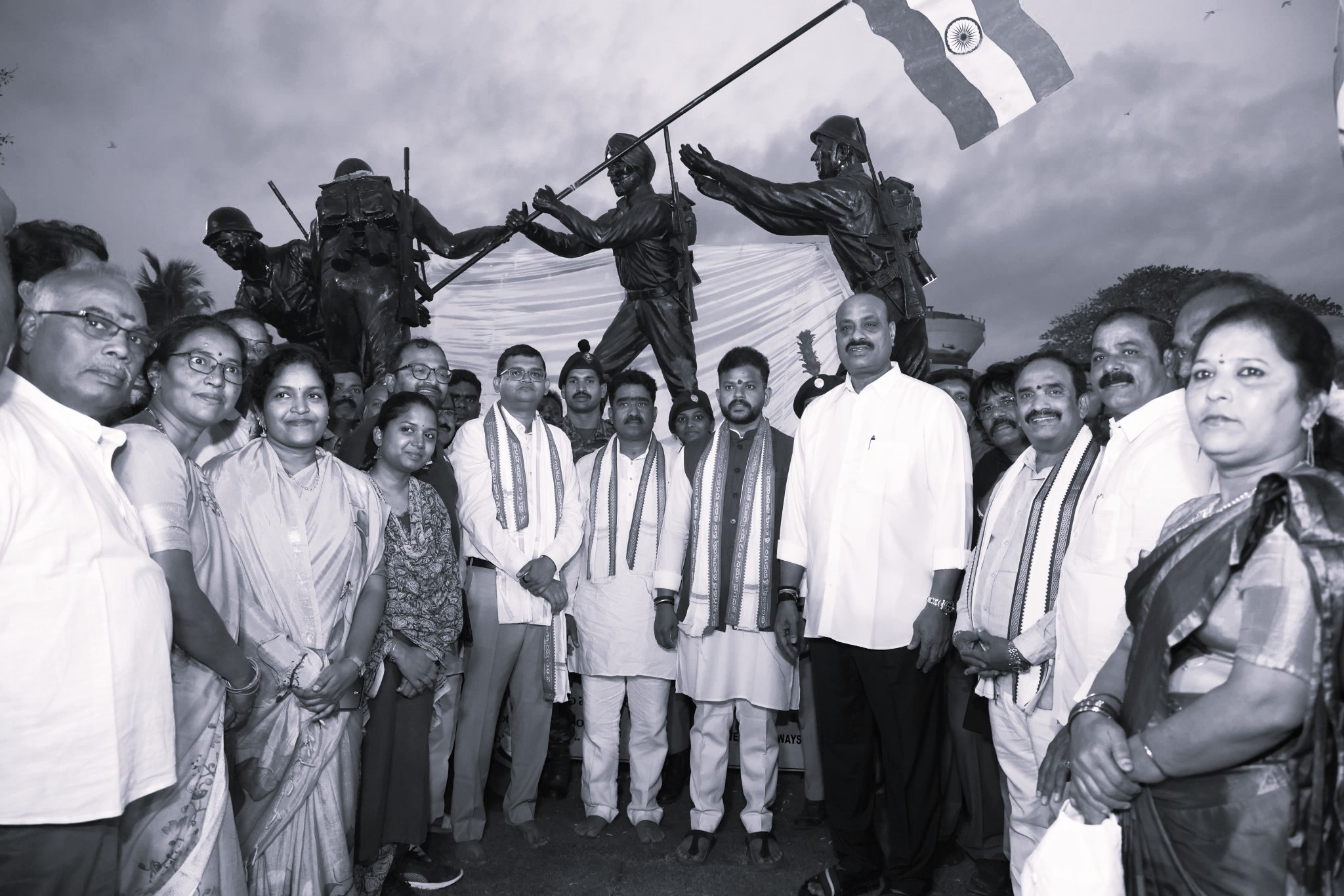 శ్రీకాకుళం నగరాన్ని మోడల్ సిటీగా తీర్చిదిద్దడమే లక్ష్యం:మంత్రి అచ్చెన్నాయుడు
