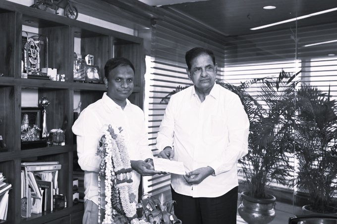 తిరుమల అన్నప్రసాదం ట్రస్ట్కు రూ. కోటి విరాళం