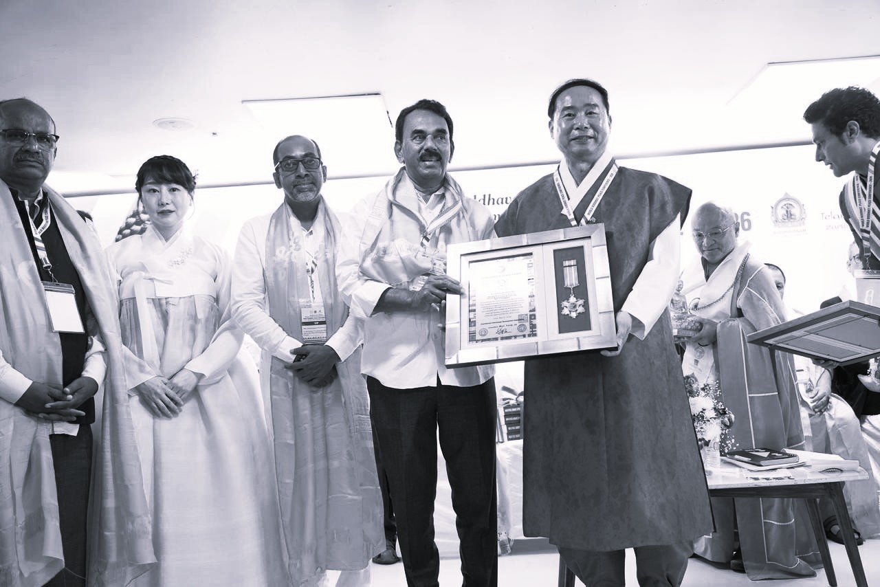 Minister Jupally Krishna Rao Receives International “Peace” Award