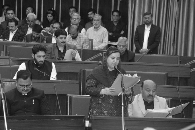 Over 10000 schools in J&K lack playgrounds, 9000 without boundary walls: J-K Govt