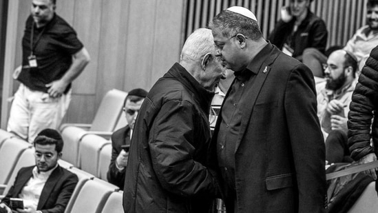 Israeli parliament passes budget, allowing Netanyahu to avoid early elections