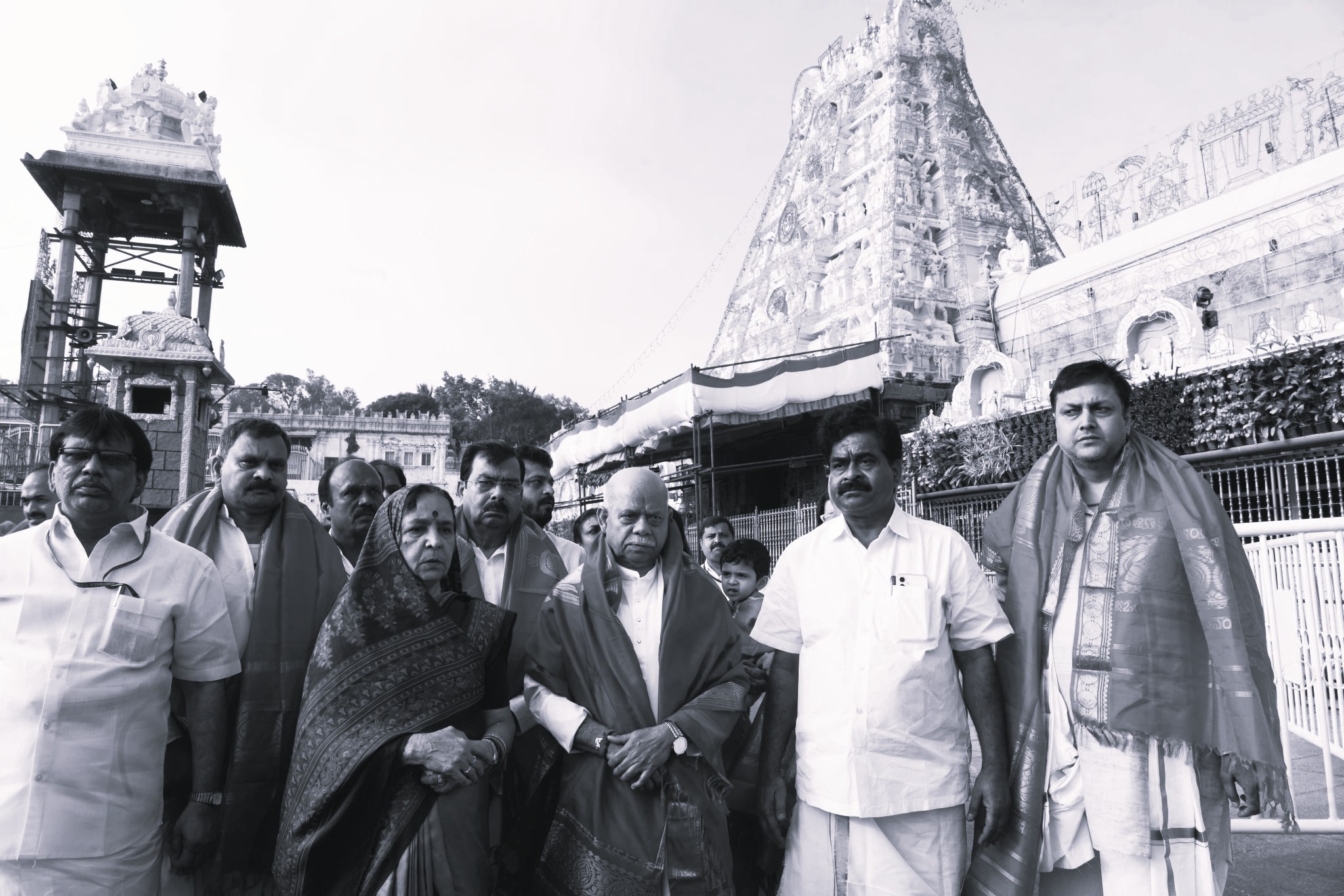 తిరుమల శ్రీవారిని దర్శించుకున్న తెలంగాణ గవర్నర్ శివ ప్రతాప్ శుక్లా