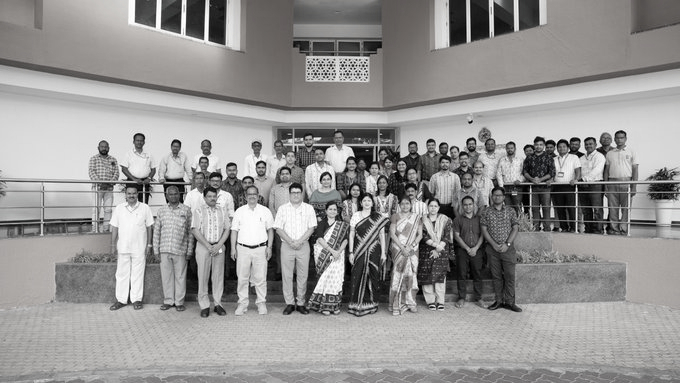 Odisha celebrates ‘Ama Poshak Ama Parichaya’ Day, showcasing handloom heritage