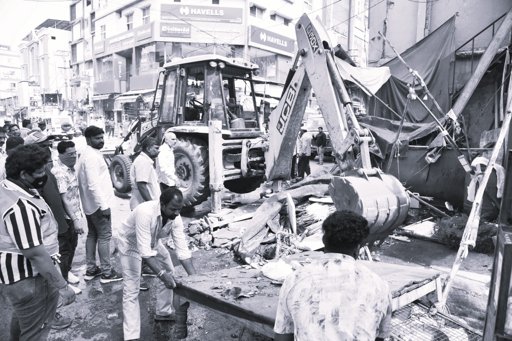 GHMC Launches Citywide Drive to Remove Encroachments