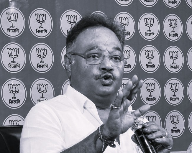 బెంగాల్లో మోడీ పేరుతోనే ఓట్లడుగుతాం: సామిక్ భట్టాచార్య