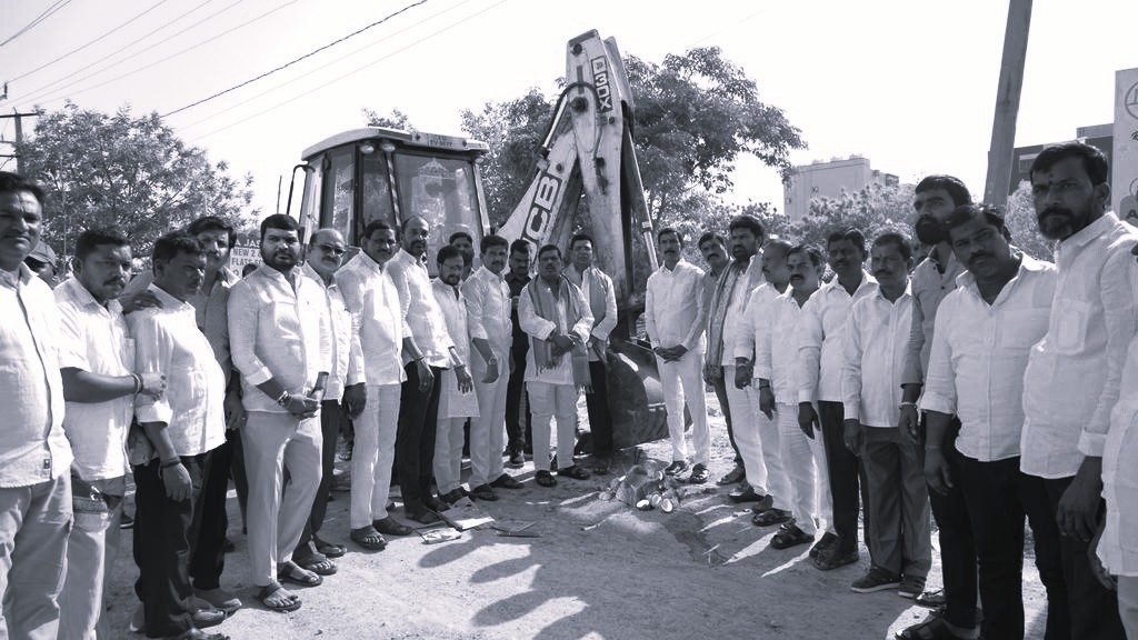 రూ. 3.25 కోట్ల అభివృద్ధి పనులకు శంకుస్థాపన చేసిన పటాన్చెరు ఎమ్మెల్యే