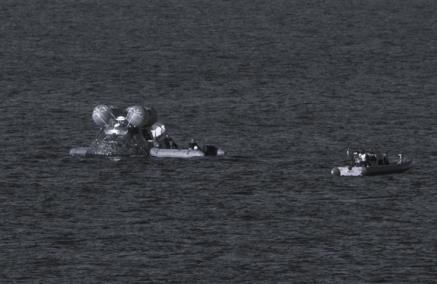 Artemis II Marks Historic Return to Lunar Exploration with Successful Splashdown