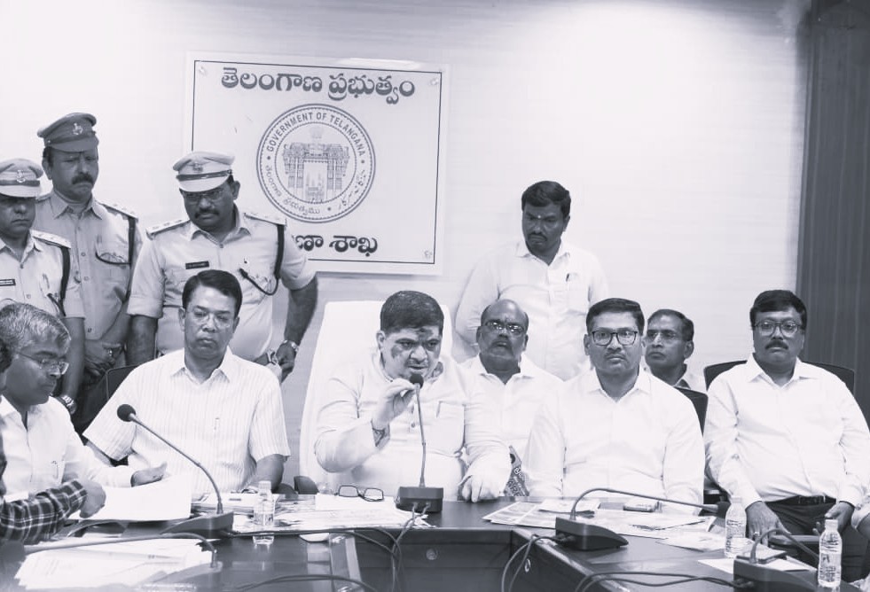 రోడ్డు ప్రమాదాల నివారణే లక్ష్యం: మంత్రి పొన్నం ప్రభాకర్