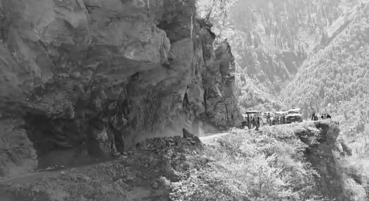 Landslide blocks Bagheigarh-Chanju road in Chamba, Himachal Pradesh