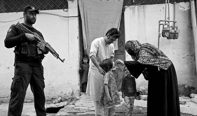 Policeman killed as militants attack polio camp in Pakistan
