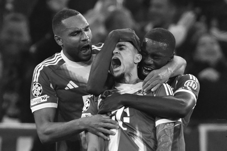 Drama, red cards, and late goals: Bayern knock out Real Madrid 4-3