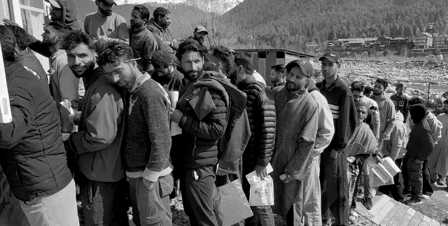 Amarnath Yatra 2026: Massive rush as 25,000 register in 2 days, preparations intensify