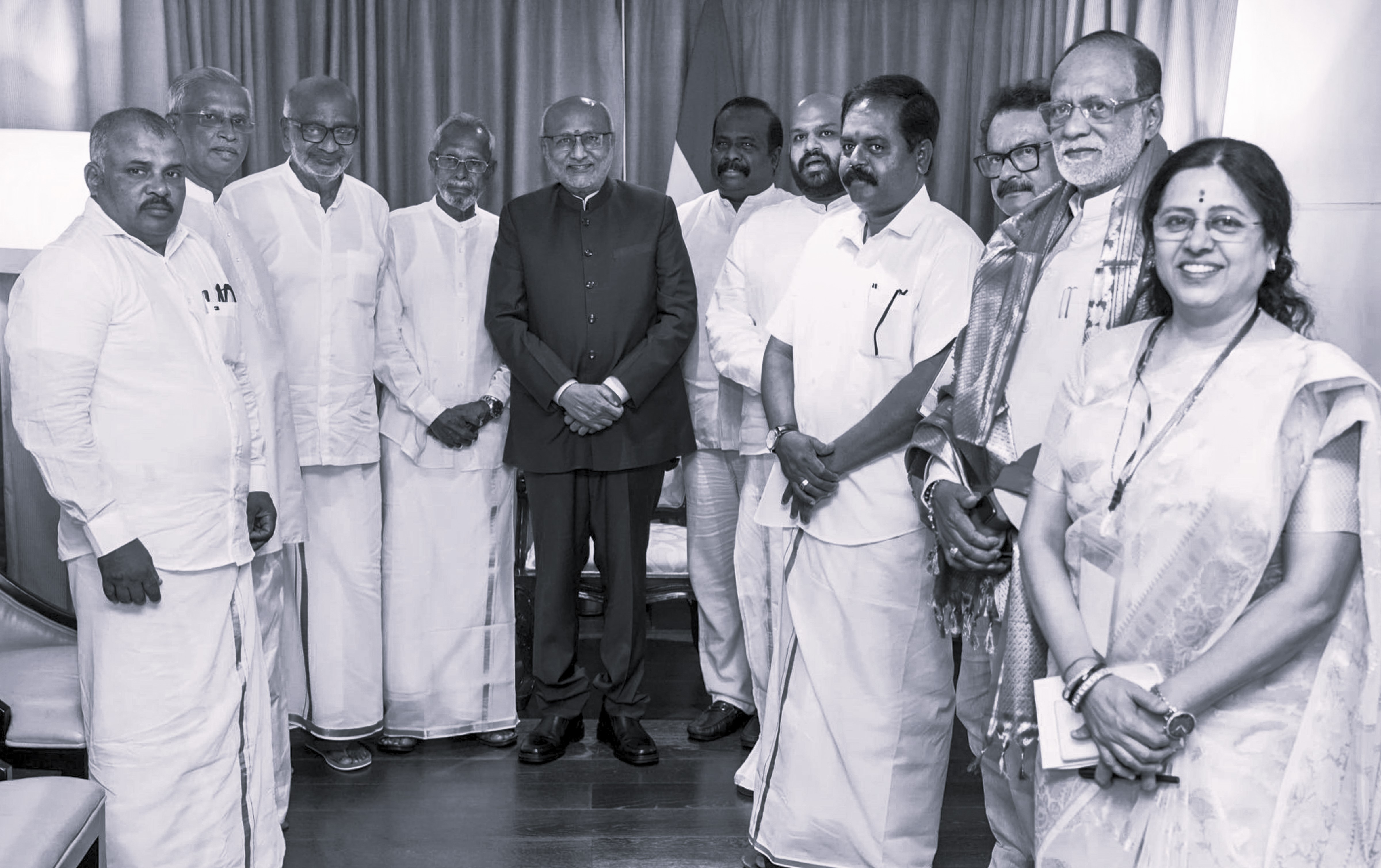 శ్రీలంక అధ్యక్షుడితో ఉప రాష్ట్రపతి సి.పి. రాధాకృష్ణన్ భేటీ