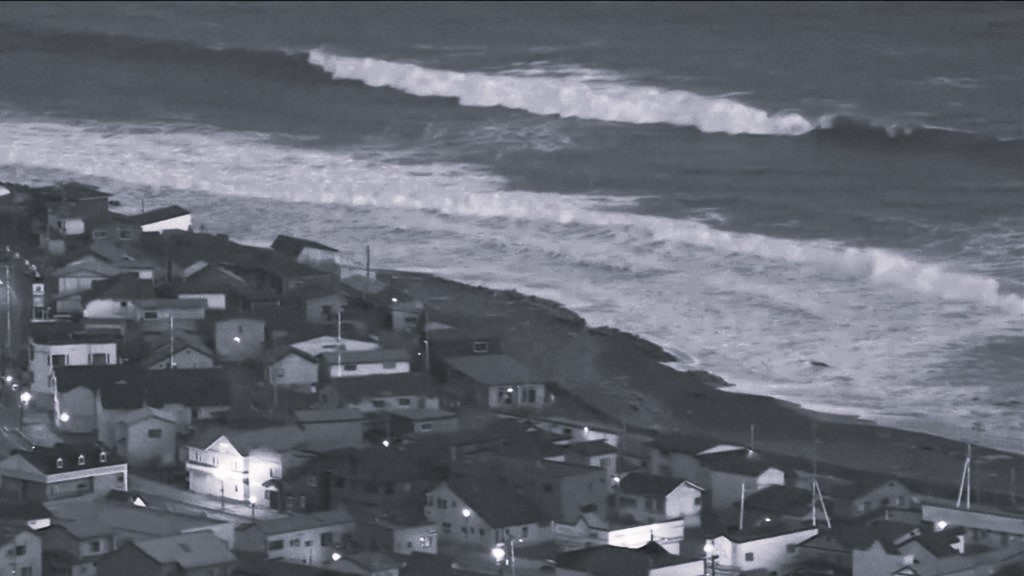 జపాన్‌లో భారీ భూకంపం.. సునామీ హెచ్చరికలు జారీ!