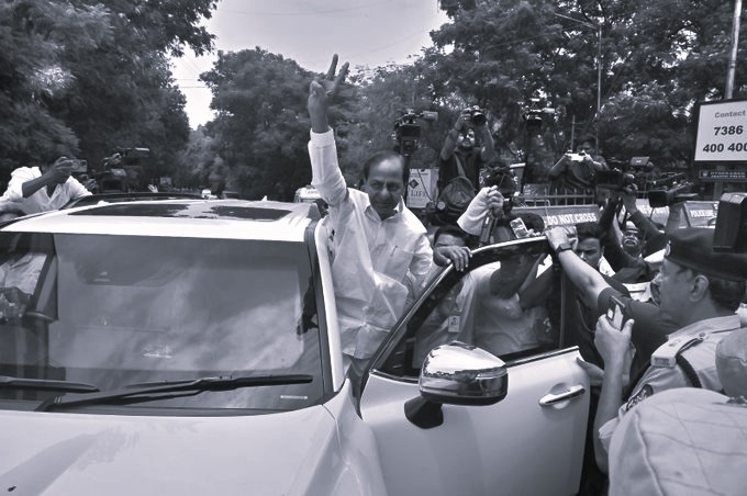 Telangana HC Halts Action on Kaleshwaram Probe, Relief for KCR and Harish Rao