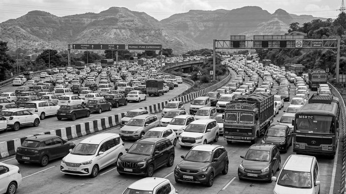 Mumbai-Pune Expressway To Face Temporary Traffic Block On April 23–24 For Bridge Maintenance Work