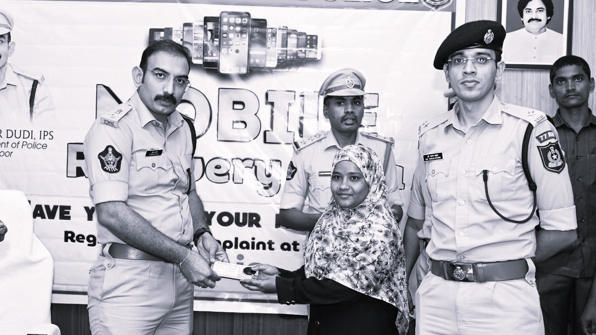 Chittoor Police Recover ₹1.2 Crore Worth Smartphones Using CEIR Technology