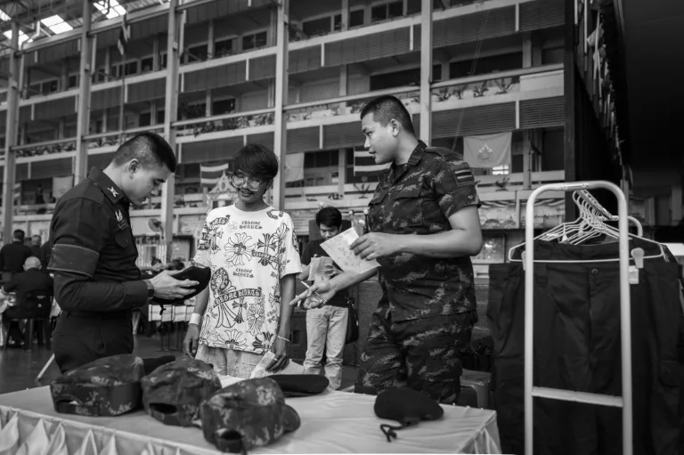 Red or Black Fate: Cambodia Plans Lottery Draft for Young Men After Thailand Border Clashes