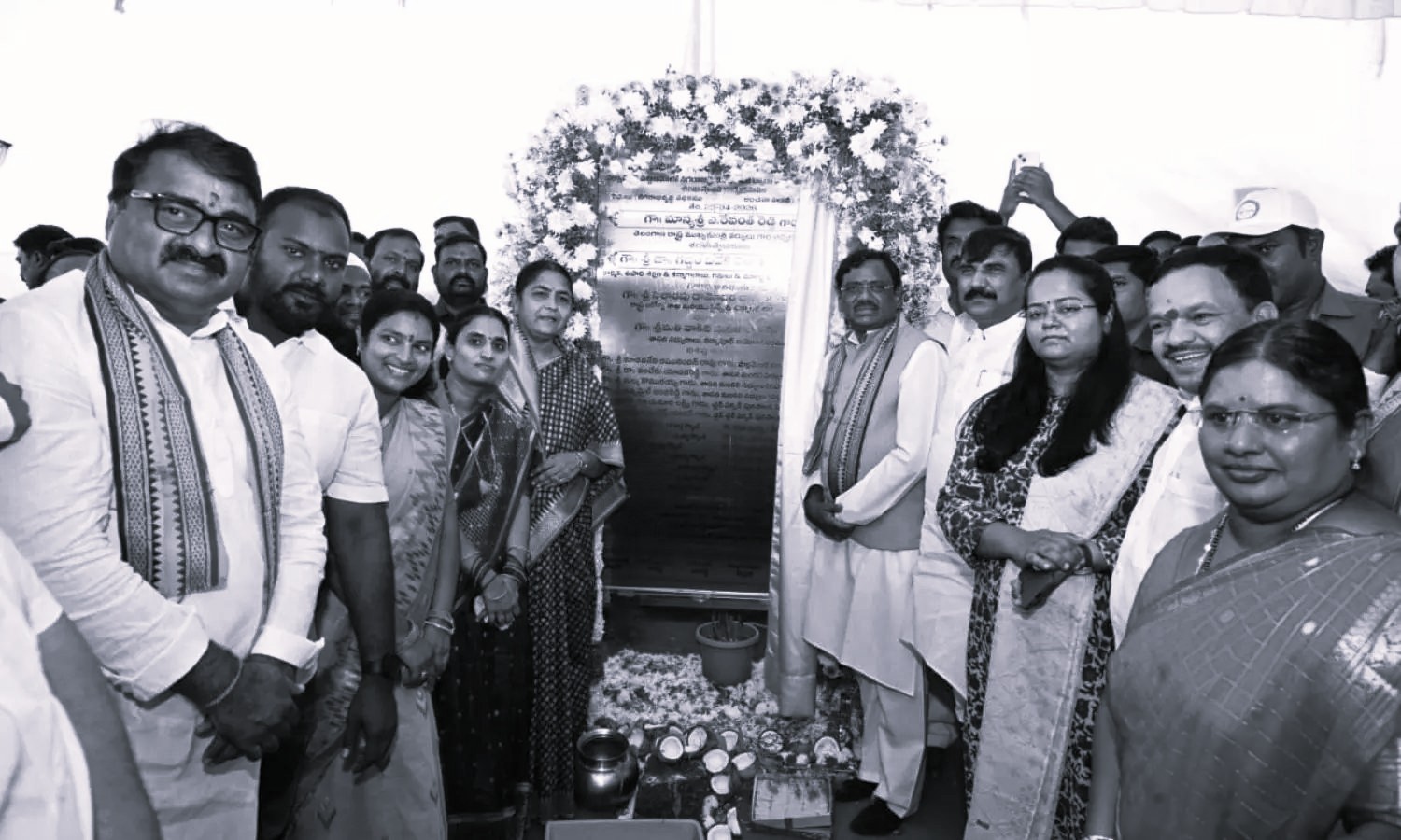 Minister Vivek Venkatswamy Launches ₹15 Crore Development Works in Narsapur