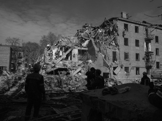 16 Dead in Russia-Ukraine War Strikes as Chernobyl Anniversary Raises Nuclear Risk